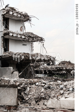 Ruins of building under destruction, urban scene. Ruins of building under destruction, urban scene. 18869498