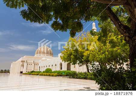 マスカットのスルタン・カブース・グランド・モスク マスカットのスルタン・カブース・グランド・モスク 18871976