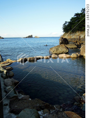 雲見海岸の渚の足湯 18876203