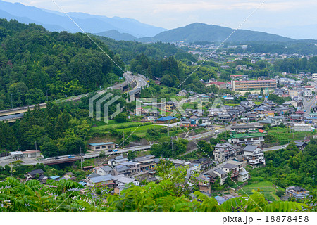 長野　阿智村の田園風景 18878458