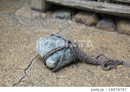 北海道札幌市の中島公園内の八窓庵横にある関守石 18878787