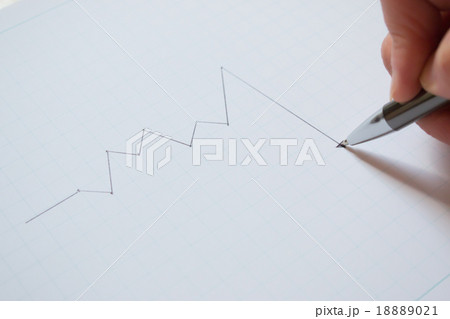 折れ線グラフ  イメージ 18889021