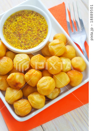 potato balls potato balls 18889501