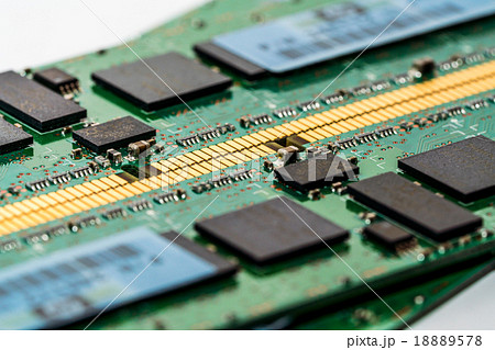 コンピューターのメモリー 18889578