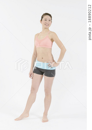 スタイルの良い若い女性 スタイルの良い若い女性 18890212