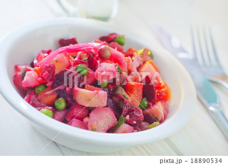 fresh vegetarian salad 18890534