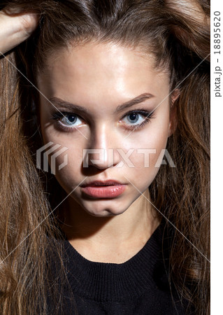 Art portrait of a girl 18895620