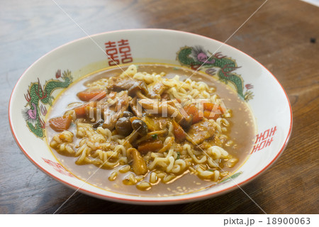 カレーラーメン カレーラーメン 18900063