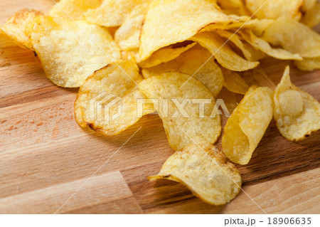 natural potato chips 18906635