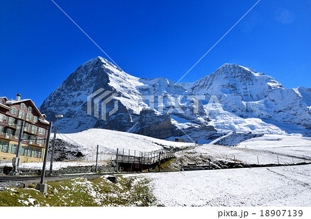 スイスアルプス　アイガーとメンヒ 18907139
