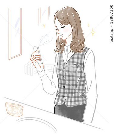 化粧室で保湿する女性 18907300