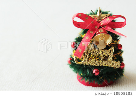 クリスマスツリー クリスマスツリー 18908182