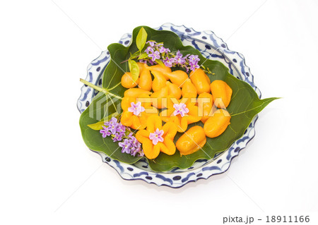 thai dessert ,thai sweets on the lai- thai dish 18911166