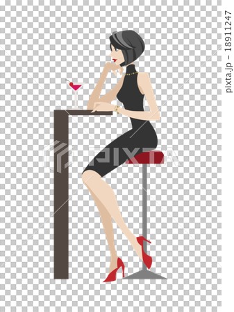 バーでカクテルを飲む女性 18911247