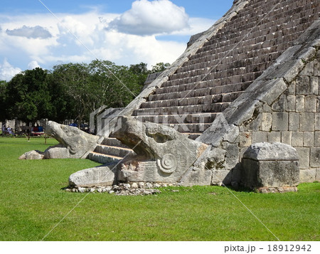 チチェン・イッツァ　ククルカン 18912942