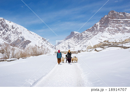 Wintertime in Spiti Valley, Himachal Pradesh Wintertime in Spiti Valley, Himachal Pradesh 18914707