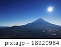 竜ケ岳からの朝日と富士山 18920984