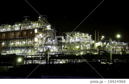 夜の工場 夜の工場 18924966