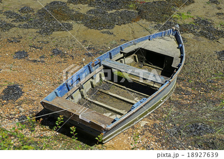 rowing boat 18927639