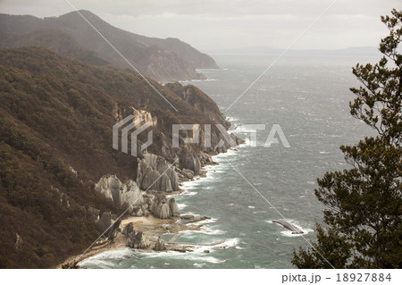 青森県佐井村 台風で荒れる仏ヶ浦 18927884