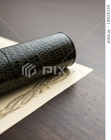 卒業証書 18928140