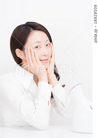 スチーマー　女性 18929509