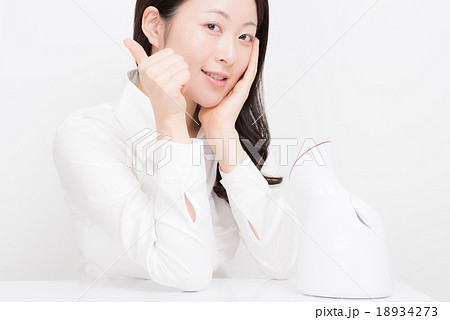 スチーマー　女性 18934273