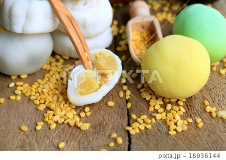 Mochi japanese dessert Mochi japanese dessert 18936144