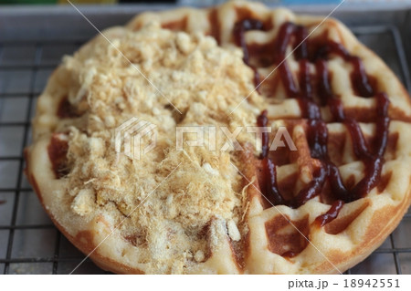 Sweet waffles in the market Sweet waffles in the market 18942551