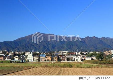 神奈川県厚木市の住宅街 18944422