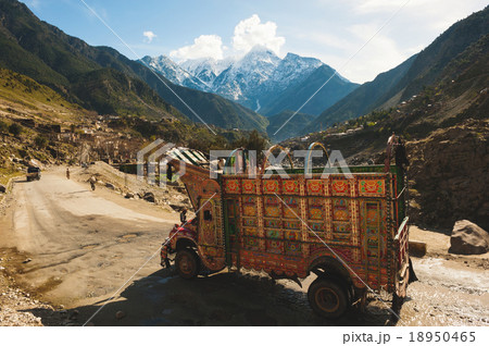Decorative old truck in Pakistan 18950465