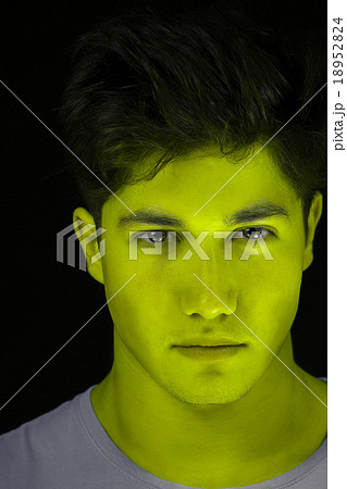 green skin man face 18952824