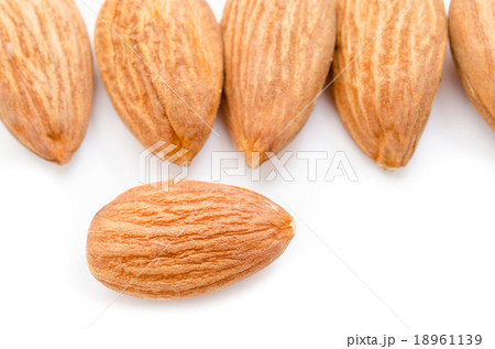 Almond Almond 18961139