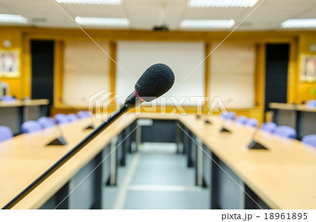 Meeting room. 18961895