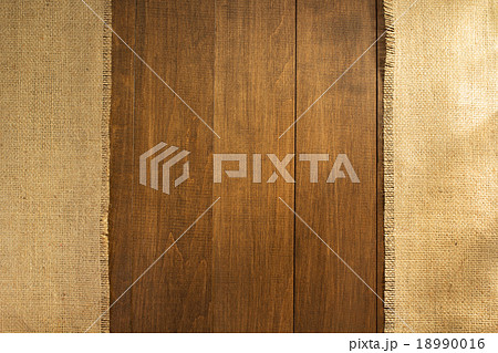 burlap hessian sacking on wooden burlap hessian sacking on wooden 18990016