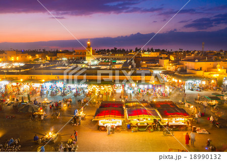 Jamaa el Fna, Marrakesh, Morocco. 18990132