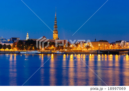 Old Town and River Daugava at night, Riga, Latvia Old Town and River Daugava at night, Riga, Latvia 18997069