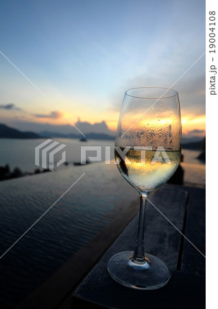 wine time 19004108