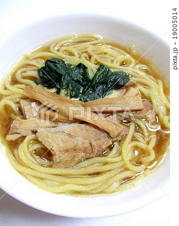 しょうゆラーメン 19005014