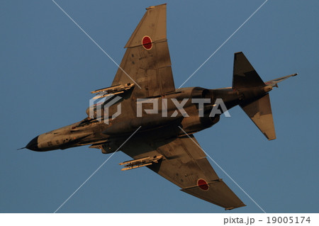 航空自衛隊　戦闘機　F-4EJ  ひねり 19005174