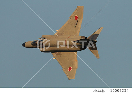 航空自衛隊　戦闘機　F-4EJ  ひねり 19005234