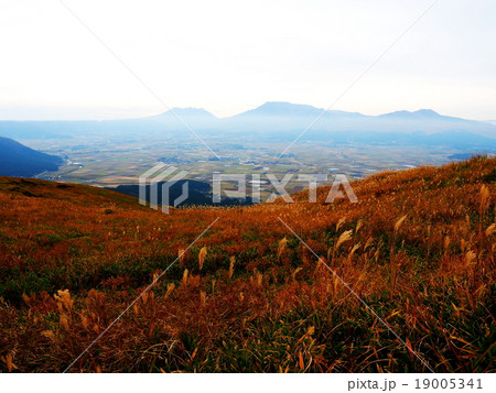 阿蘇山　釈迦涅槃像 19005341