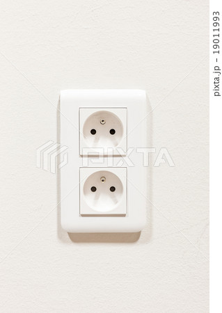 outlet 19011993