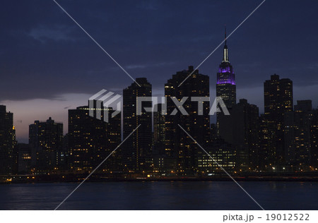 ニューヨークの夜景 19012522