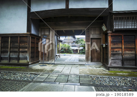 旧細川刑部邸 長屋門 19018589