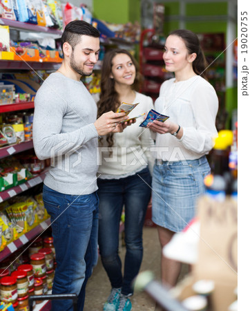 family purchasing food family purchasing food 19020755