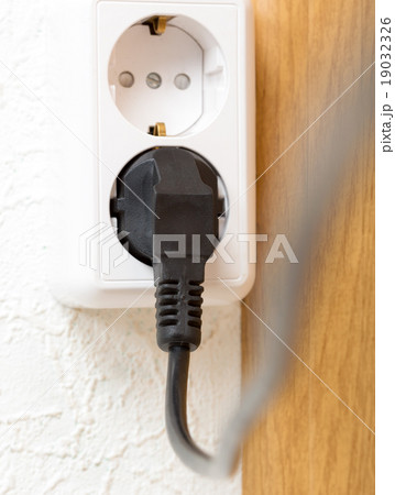 Electrical plug Electrical plug 19032326
