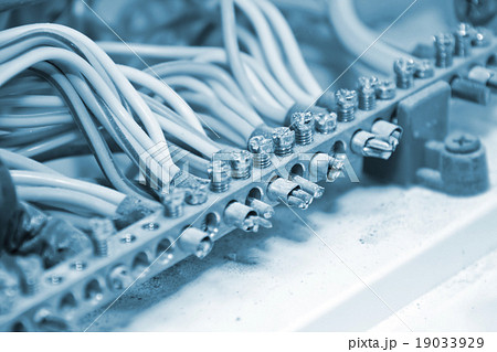 Electrical wires Electrical wires 19033929