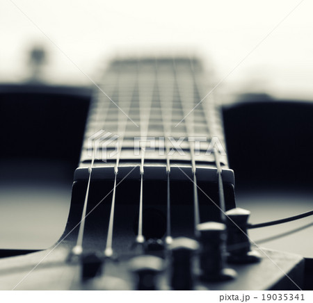 Electric guitar 19035341