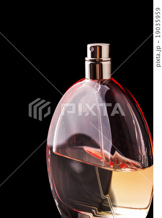 Perfume bottle Perfume bottle 19035959